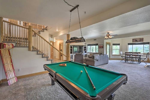 Upscale Mountain-View Manor with Deluxe Deck! image 17